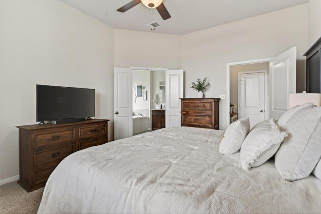 136 Worley Way, Huntsville, TX 77320