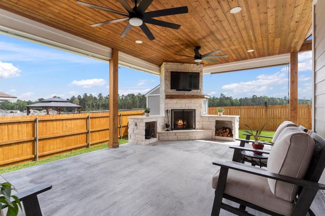 136 Worley Way, Huntsville, TX 77320