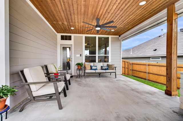 136 Worley Way, Huntsville, TX 77320