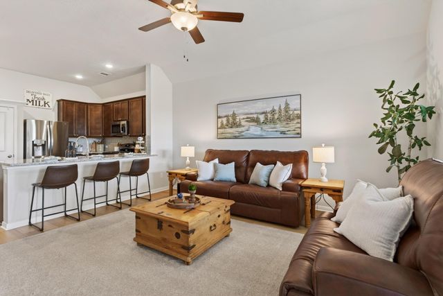 136 Worley Way, Huntsville, TX 77320