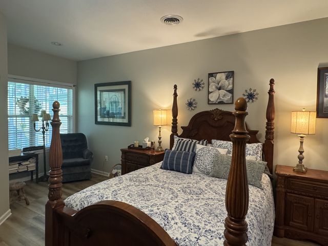 408 Village Cir, Dickson, TN 37055