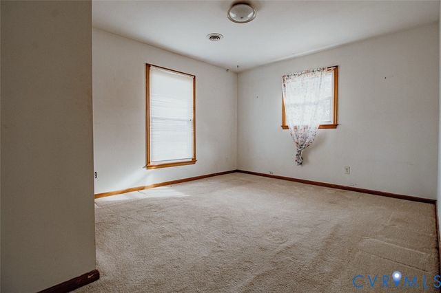 6710 Heritage Rd, Prince George, VA 23875