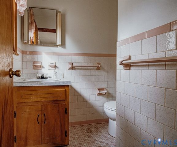 6710 Heritage Rd, Prince George, VA 23875