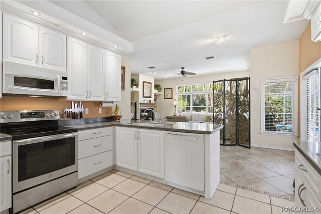 11551 W Timberlane Drive, Homosassa, FL 34448