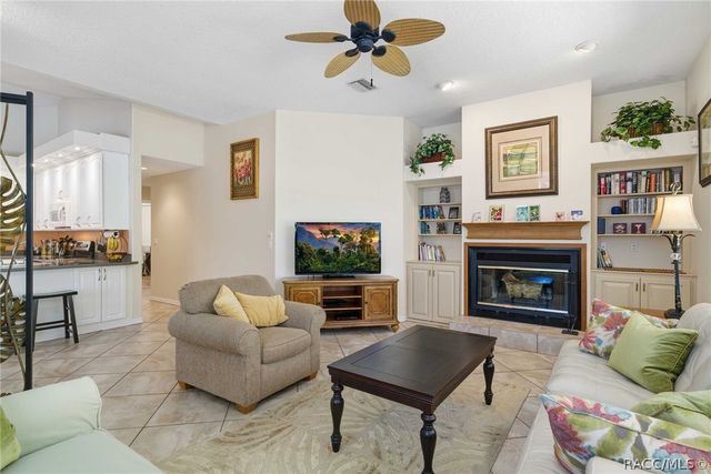 11551 W Timberlane Drive, Homosassa, FL 34448