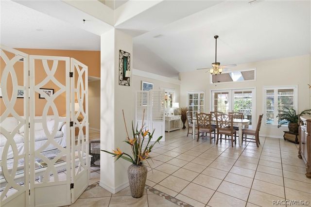 11551 W Timberlane Drive, Homosassa, FL 34448