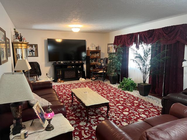 871 Dry Ceek Road, Clearfield, KY 40313