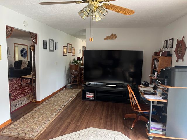 871 Dry Ceek Road, Clearfield, KY 40313