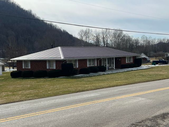 871 Dry Ceek Road, Clearfield, KY 40313
