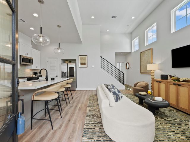 9218 Washington Heights Street, Houston, TX 77063
