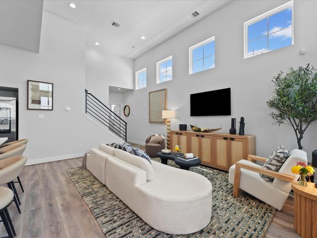 9218 Washington Heights Street, Houston, TX 77063