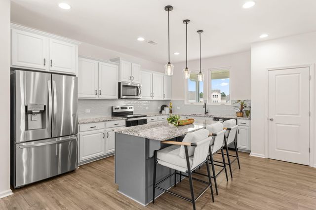 492 Fox Sparrow Court, Summerville, SC 29486