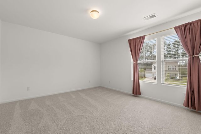 492 Fox Sparrow Court, Summerville, SC 29486