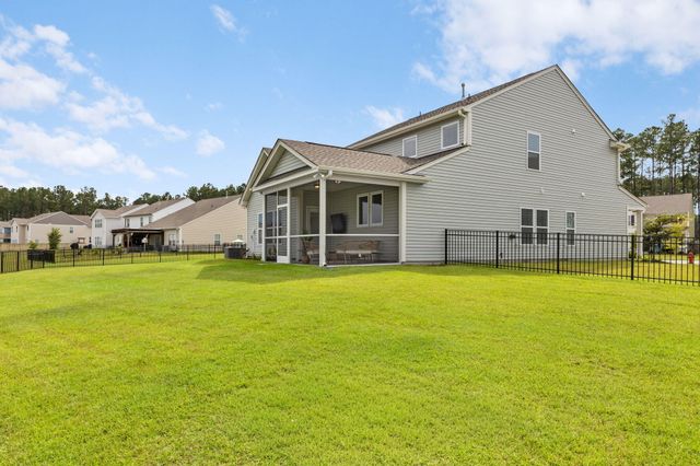 492 Fox Sparrow Court, Summerville, SC 29486