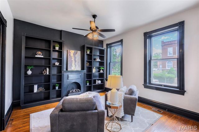 2909 McNair Avenue, St Louis, MO 63118