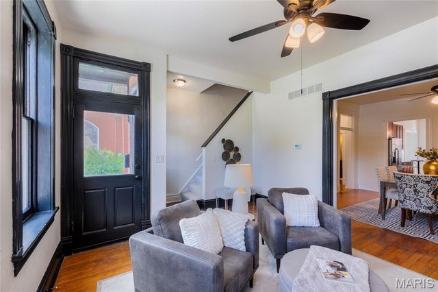 2909 McNair Avenue, St Louis, MO 63118