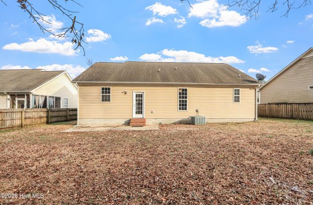 113 Sweet Briar Court, New Bern, NC 28562