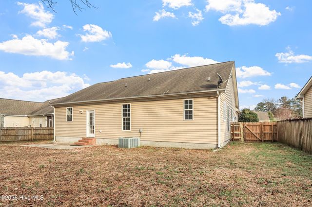 113 Sweet Briar Court, New Bern, NC 28562