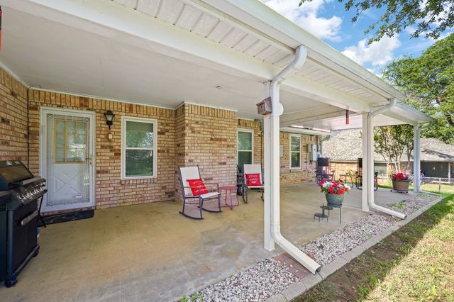 4965 Firewood Drive, Burleson, TX 76028