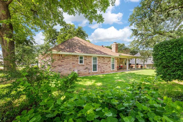 4965 Firewood Drive, Burleson, TX 76028