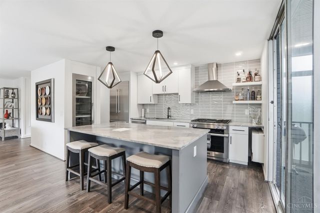 2324 Madison Road, Cincinnati, OH 45208