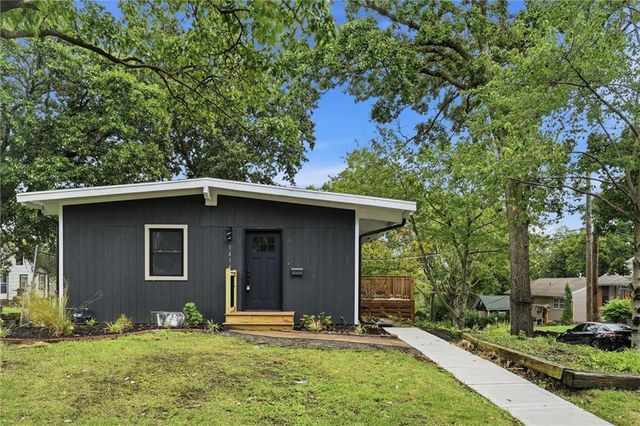 1414 Park Court, Kansas City, MO 64111