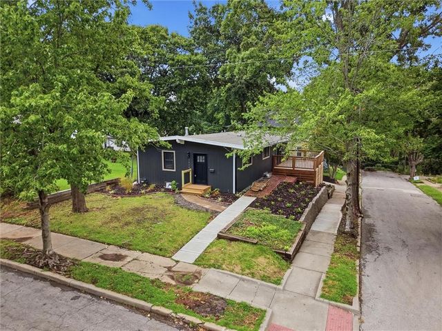 1414 Park Court, Kansas City, MO 64111