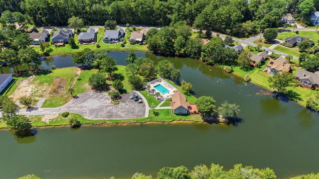 4172 Fairway Dr., Little River, SC 29566