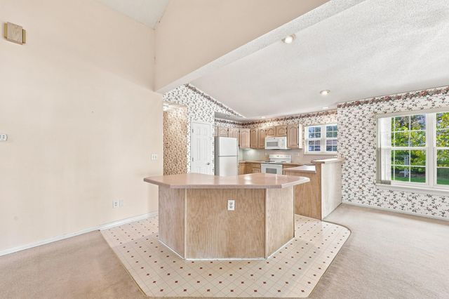 4172 Fairway Dr., Little River, SC 29566