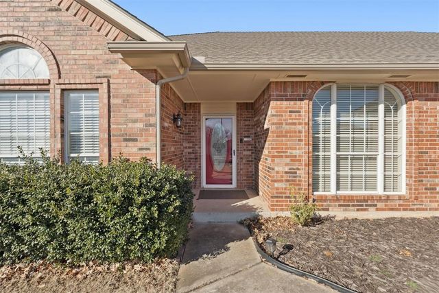 2600 Halifax Way, Norman, OK 73069