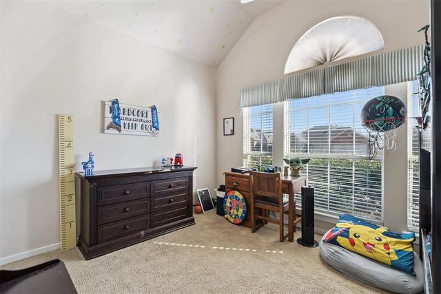 2600 Halifax Way, Norman, OK 73069