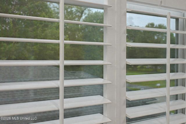 111 North Street, Waveland, MS 39576