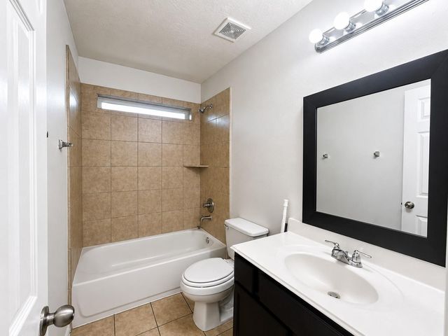 8714 Elm Drake Lane, Humble, TX 77338