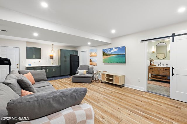 174 Monmouth Avenue, Atlantic Highlands, NJ 07716