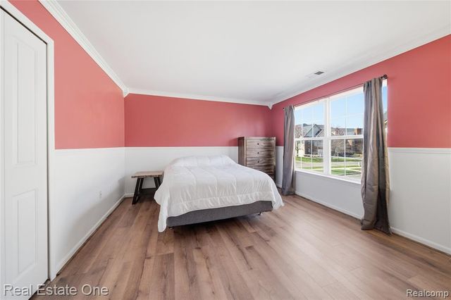 4113 Hampton Ridge Boulevard, Howell, MI 48843
