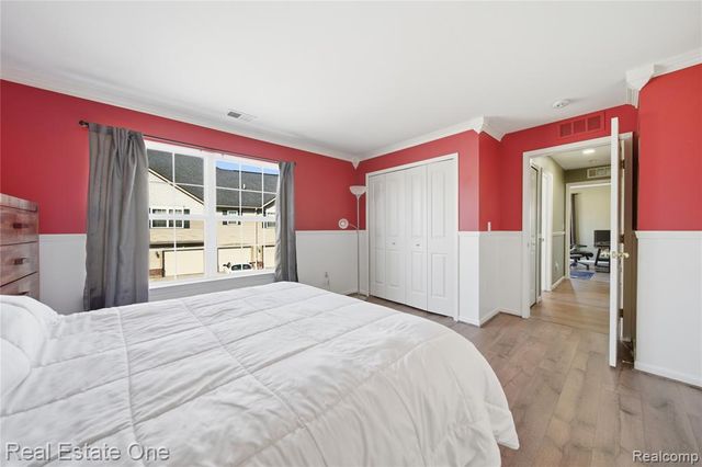4113 Hampton Ridge Boulevard, Howell, MI 48843