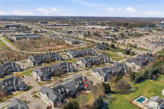 4113 Hampton Ridge Boulevard, Howell, MI 48843