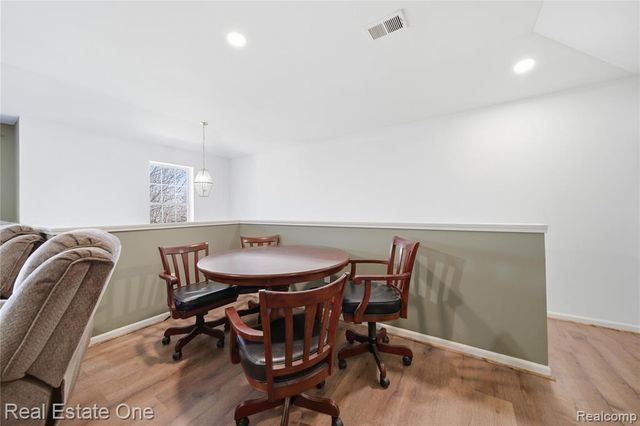 4113 Hampton Ridge Boulevard, Howell, MI 48843