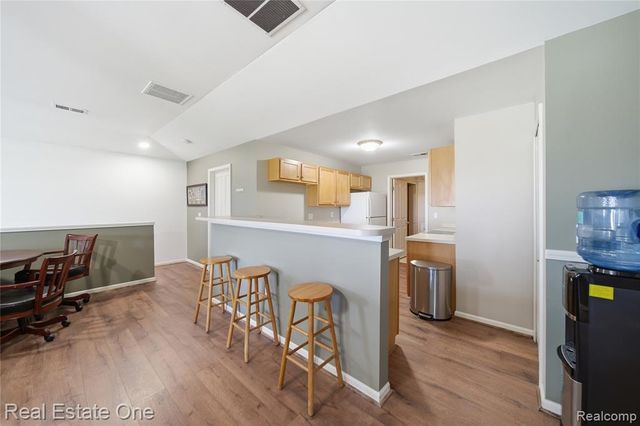 4113 Hampton Ridge Boulevard, Howell, MI 48843