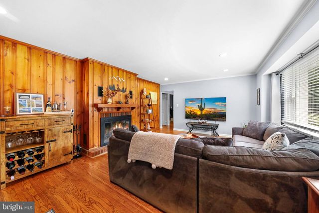 72 LENAPE TRL, Medford Lakes, NJ 08055