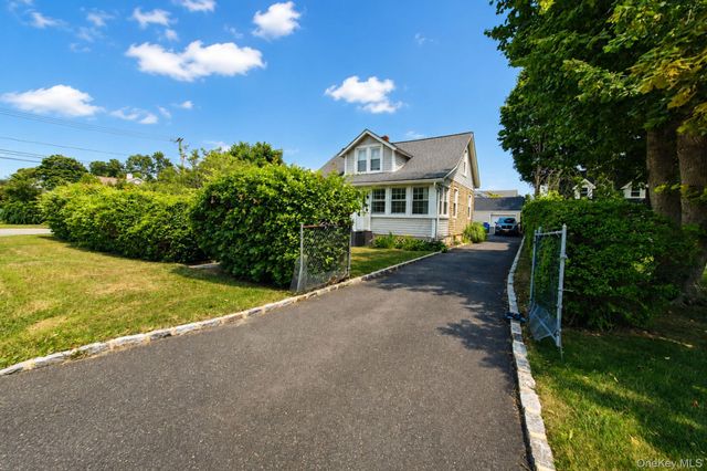 185 Ferndale Boulevard, Islip, NY 11751