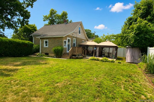 185 Ferndale Boulevard, Islip, NY 11751