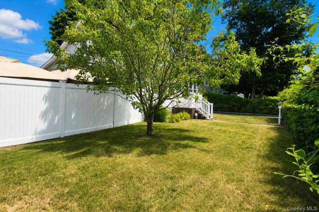 185 Ferndale Boulevard, Islip, NY 11751