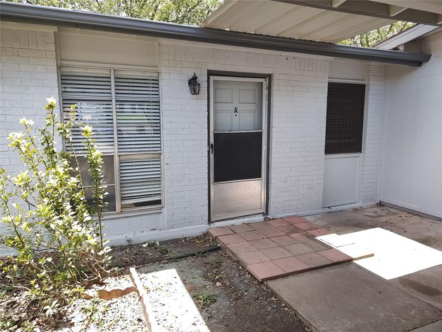3305 Dolphin CV A, Austin, TX 78704