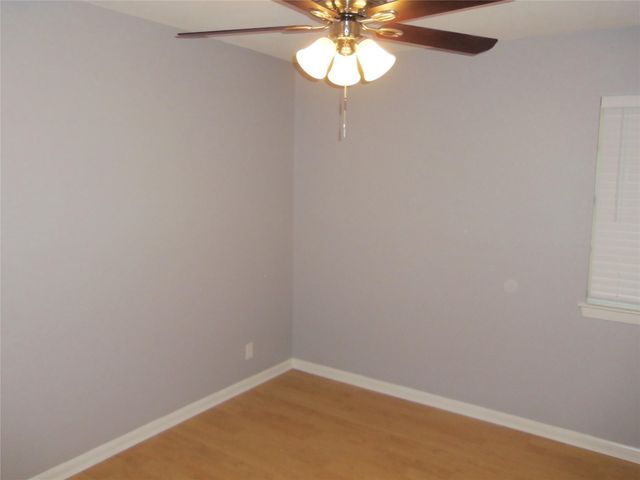 3305 Dolphin CV A, Austin, TX 78704