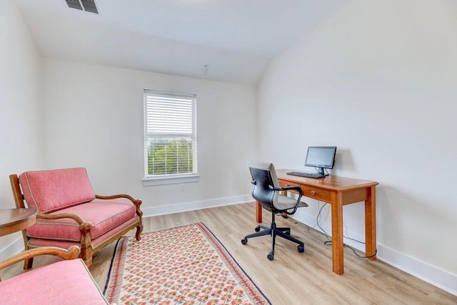 13501 Metric BLVD 3, Austin, TX 78727