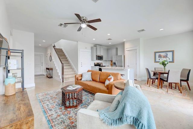 13501 Metric BLVD 3, Austin, TX 78727