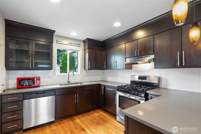 3918 S Edmunds Street, Seattle, WA 98118