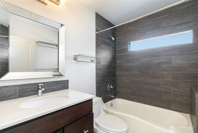 3918 S Edmunds Street, Seattle, WA 98118
