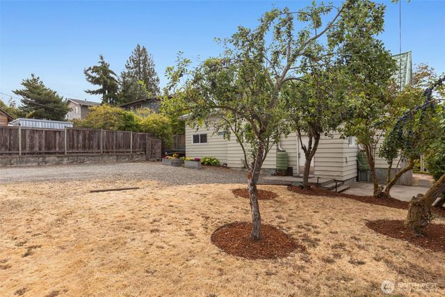 3918 S Edmunds Street, Seattle, WA 98118